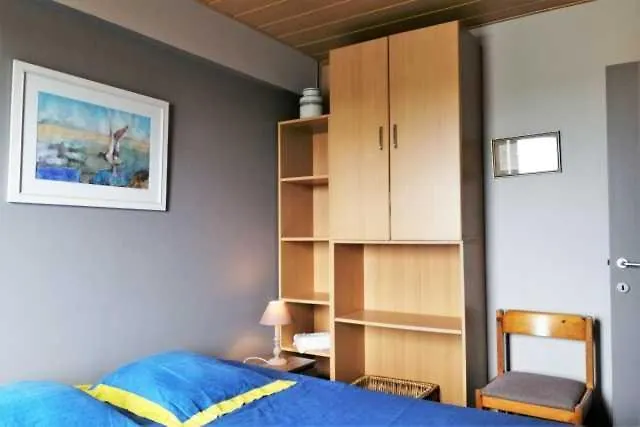 아파트 Appartement Met Zeezicht Max 6 P 오스텐드